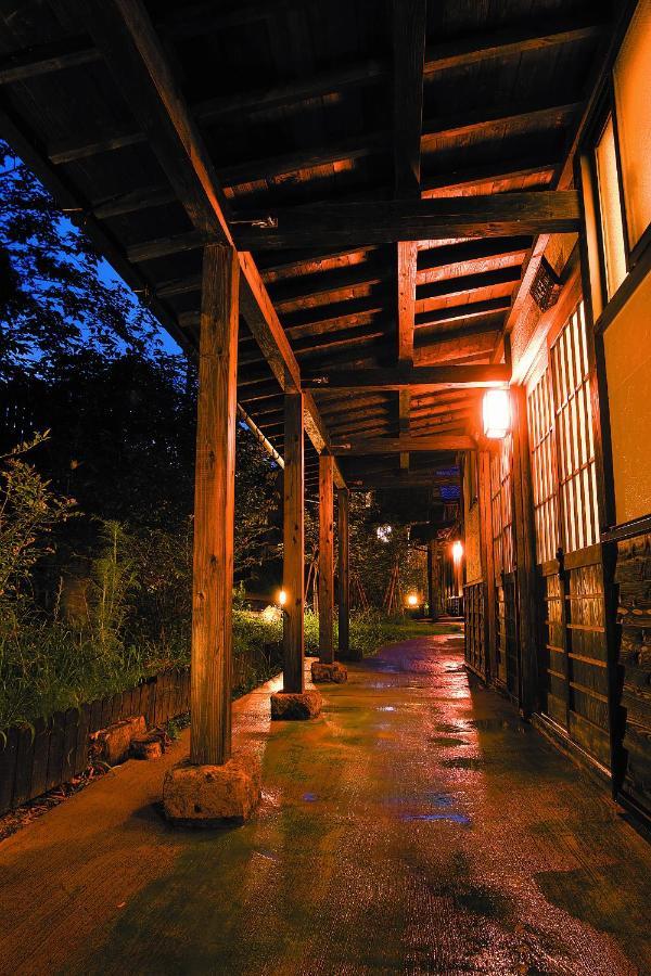 Hotel Nanakamado Kokonoe Esterno foto